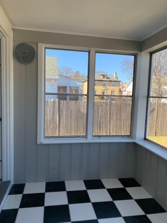 27 Metropolitan Road Providence, RI 02908 - Photo 9 of 27 Gallery Image 9