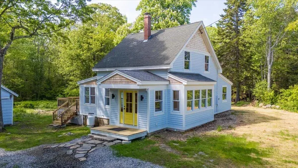 $470,000 | 819 Pleasant Point Road, Cushing, ME 04563