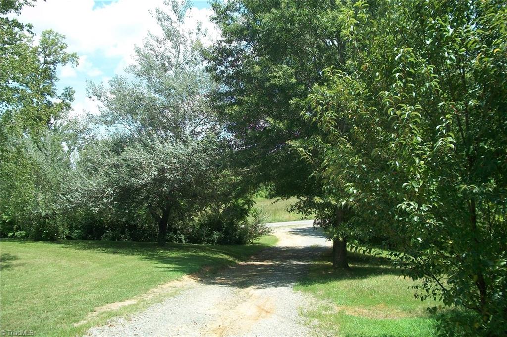6056 Hampton Road Clemmons, NC 27012 - Photo 16 of 20 Gallery Image 16