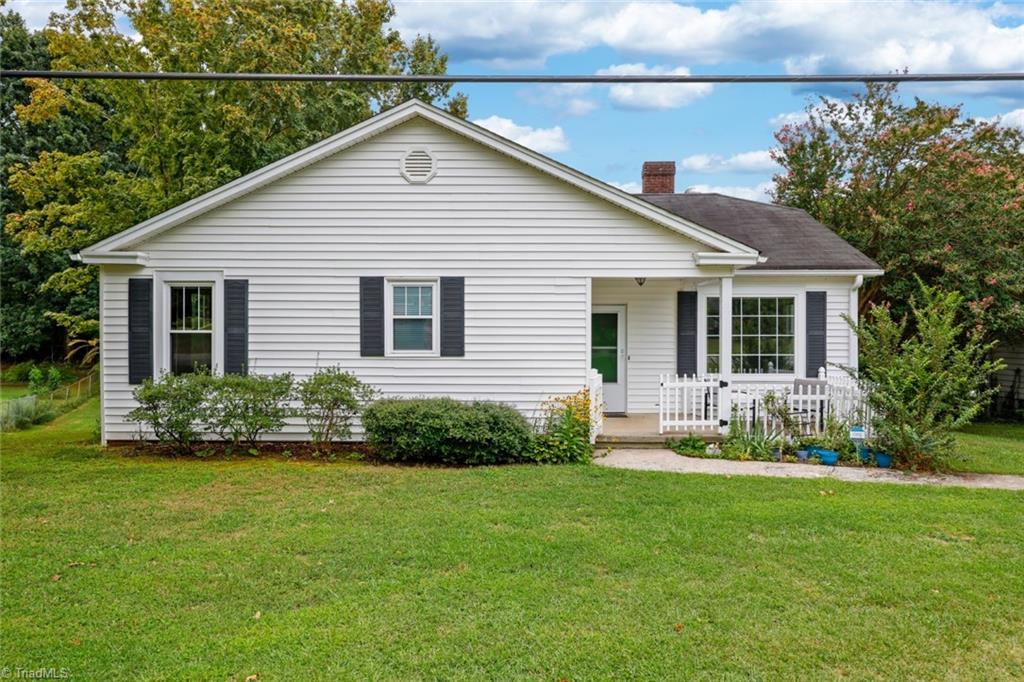 3806 Robinhood Road Winston-Salem, NC 27106 - Photo 1 of 33 Gallery Image 1