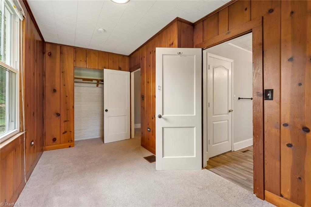 3806 Robinhood Road Winston-Salem, NC 27106 - Photo 18 of 33 Gallery Image 18