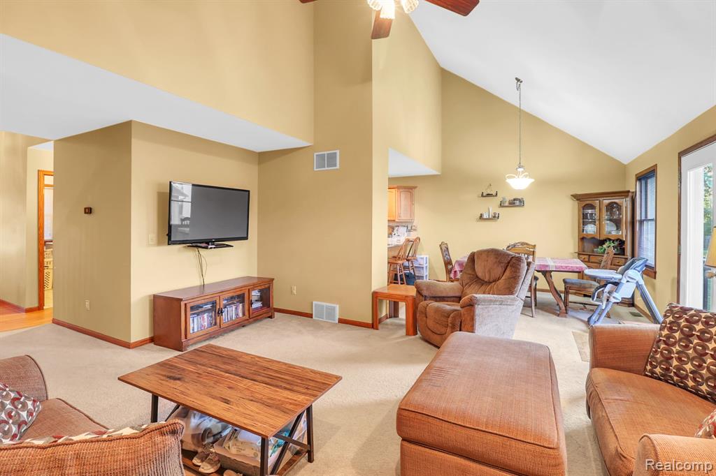 7255 East Atherton Road Davison, MI 48423 - Photo 12 of 54 Gallery Image 12