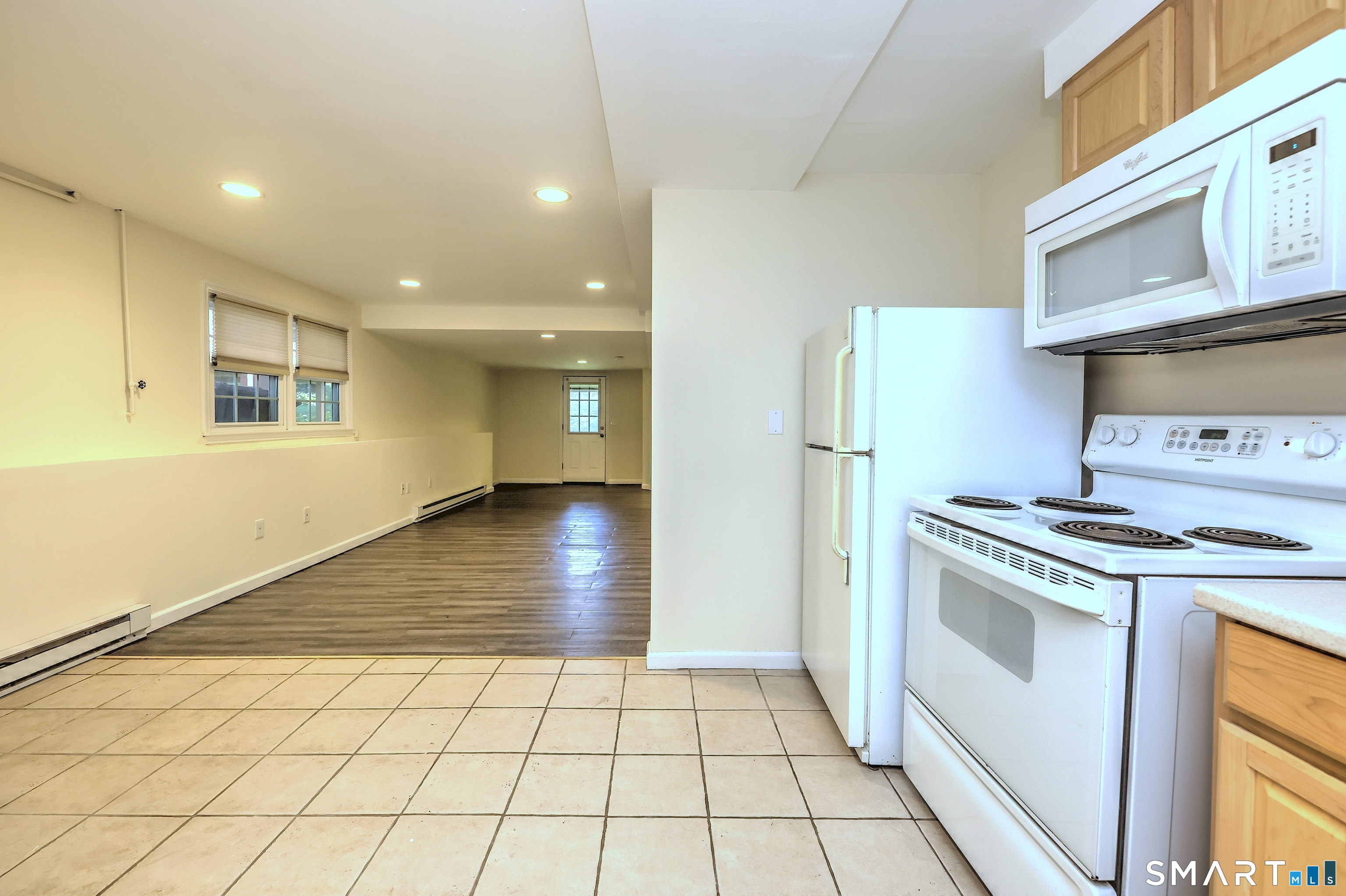 82 Sunrise Avenue, Unit 82 Fairfield, CT 06824 - Photo 34 of 35 Gallery Image 34