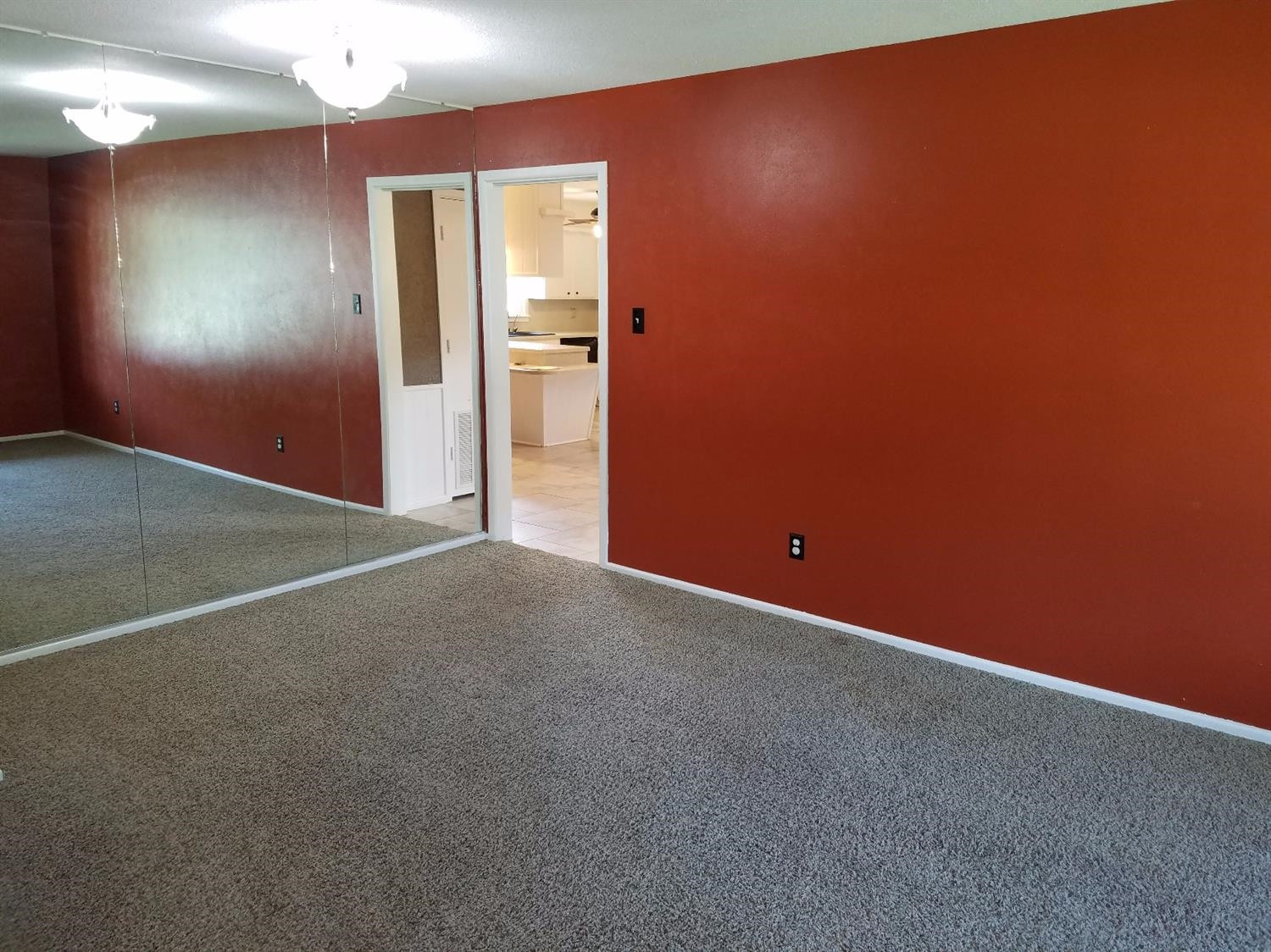 2909 68th Street Lubbock, TX 79413 - Photo 8 of 10 Photo 8