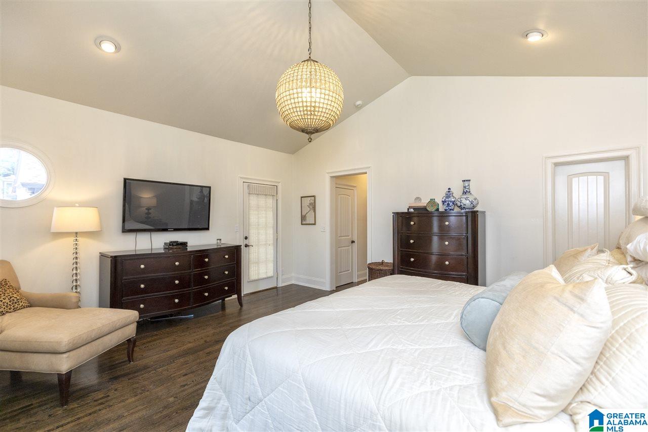 301 Devon Drive Birmingham, AL 35209 - Photo 16 of 32