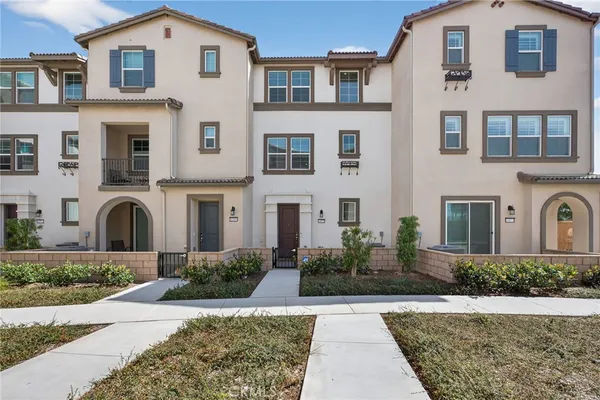 $499,999 | 40379 Melrose Drive, Temecula, CA 92591