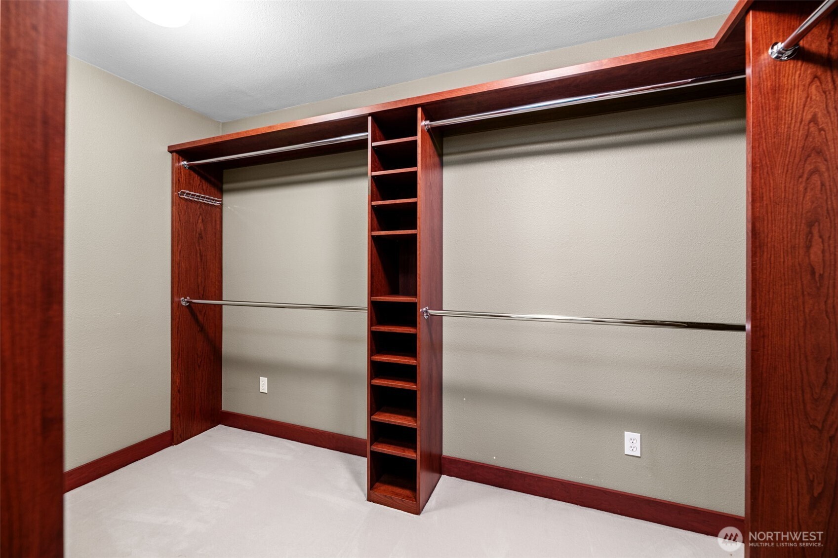 9925 Northeast 197th Street Bothell, WA 98011 - Photo 18 of 40