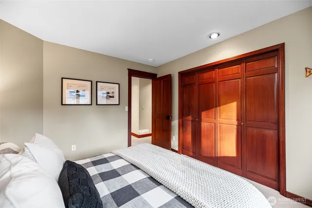 $1,950,000 | 9925 Northeast 197th Street, Bothell, WA 98011