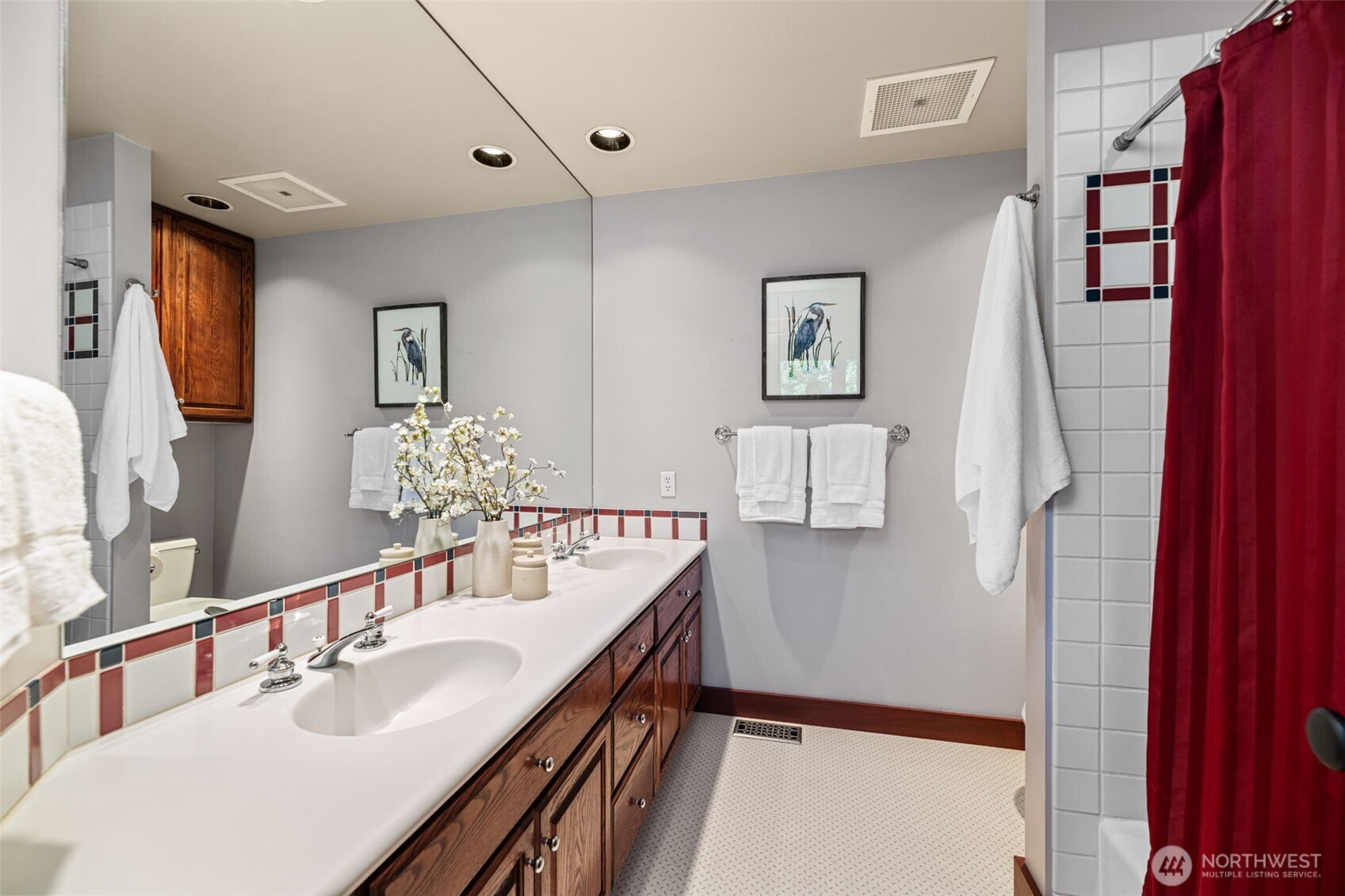 9925 Northeast 197th Street Bothell, WA 98011 - Photo 24 of 40