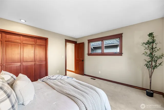 $1,950,000 | 9925 Northeast 197th Street, Bothell, WA 98011