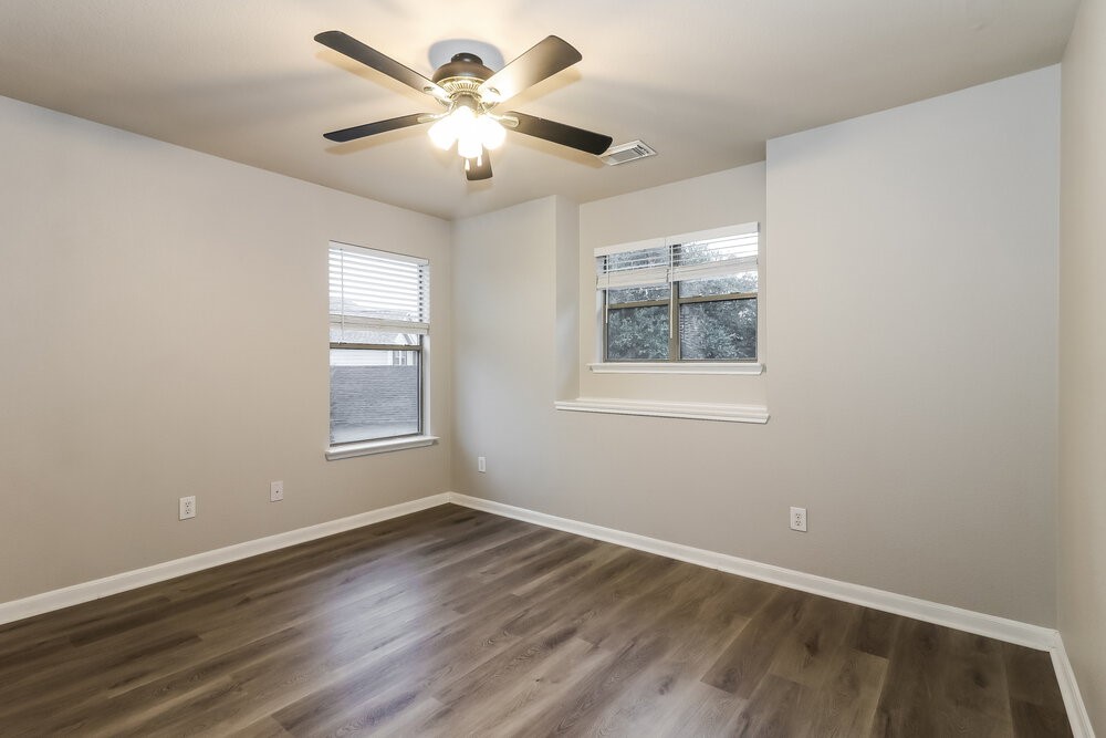 6403 Misty Brook Bend Court Spring, TX 77379 - Photo 15 of 17 Gallery Image 15