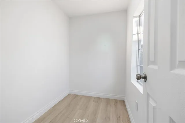 $899,999 | 10607 Whitegate Avenue, Sunland, CA 91040