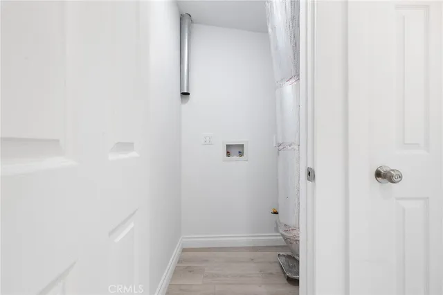 $899,999 | 10607 Whitegate Avenue, Sunland, CA 91040