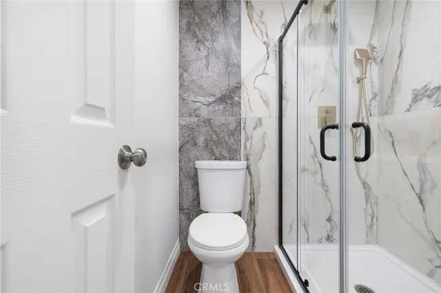 $899,999 | 10607 Whitegate Avenue, Sunland, CA 91040