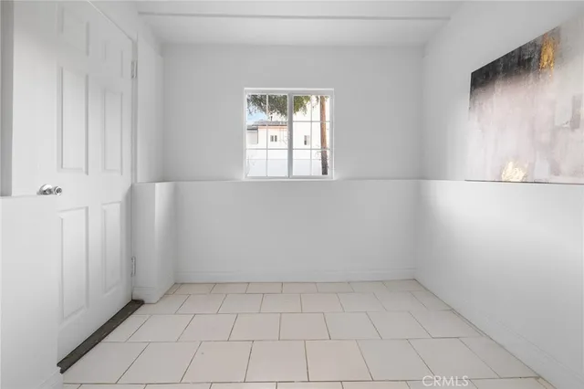 $899,999 | 10607 Whitegate Avenue, Sunland, CA 91040