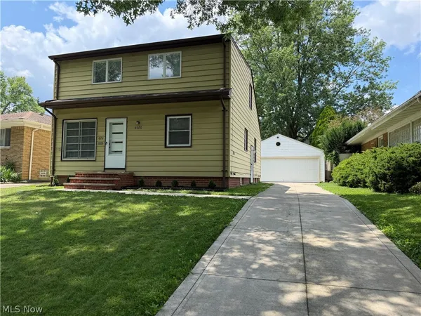 $299,900 | 6020 South Park Boulevard, Parma, OH 44134