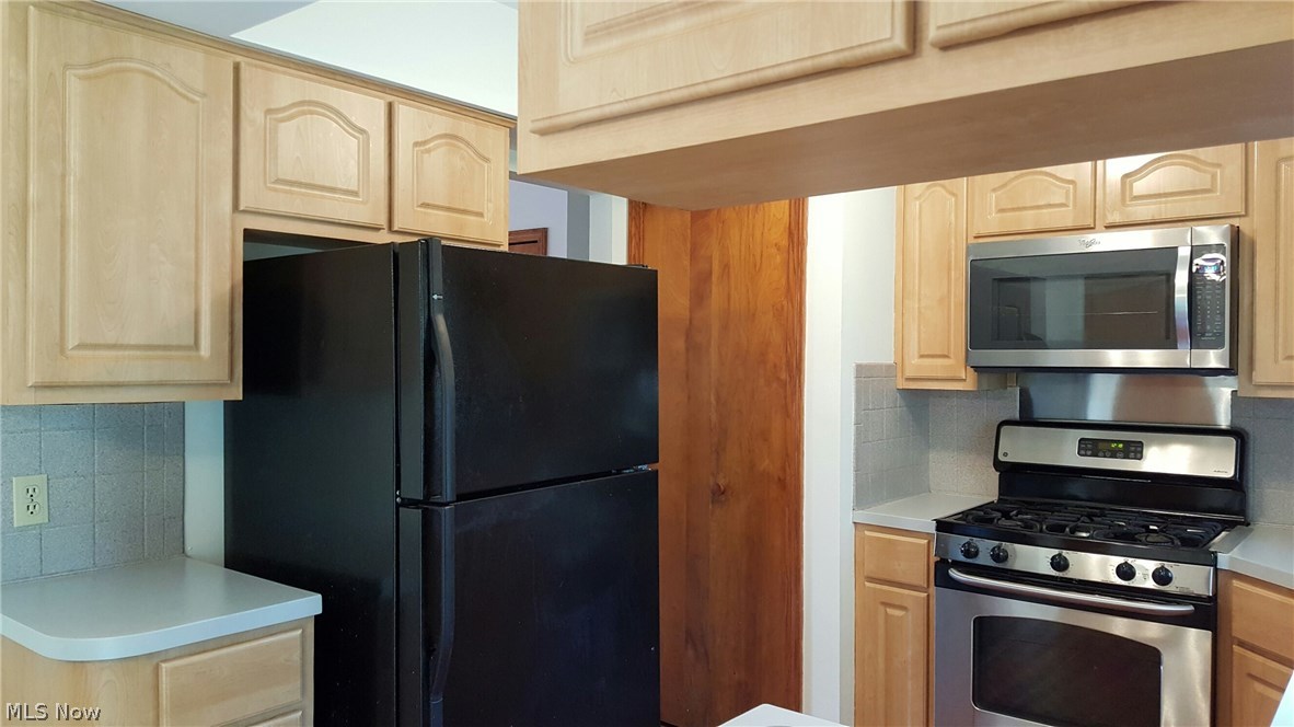 6211 North Oval Road Clinton, OH 44216 - Photo 11 of 25 Gallery Image 11