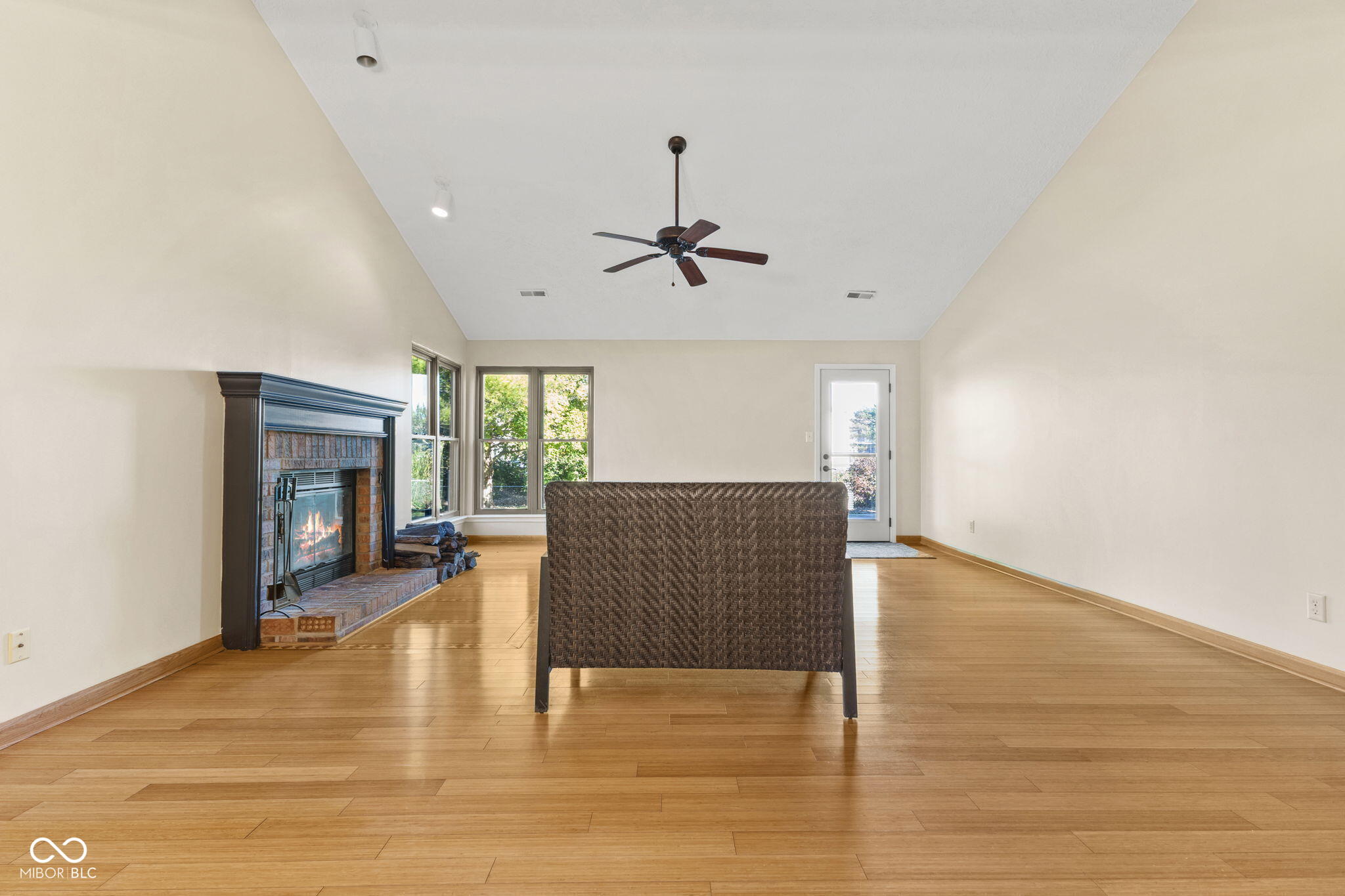 1068 Madrid Road Greenwood, IN 46143 - Photo 14 of 41