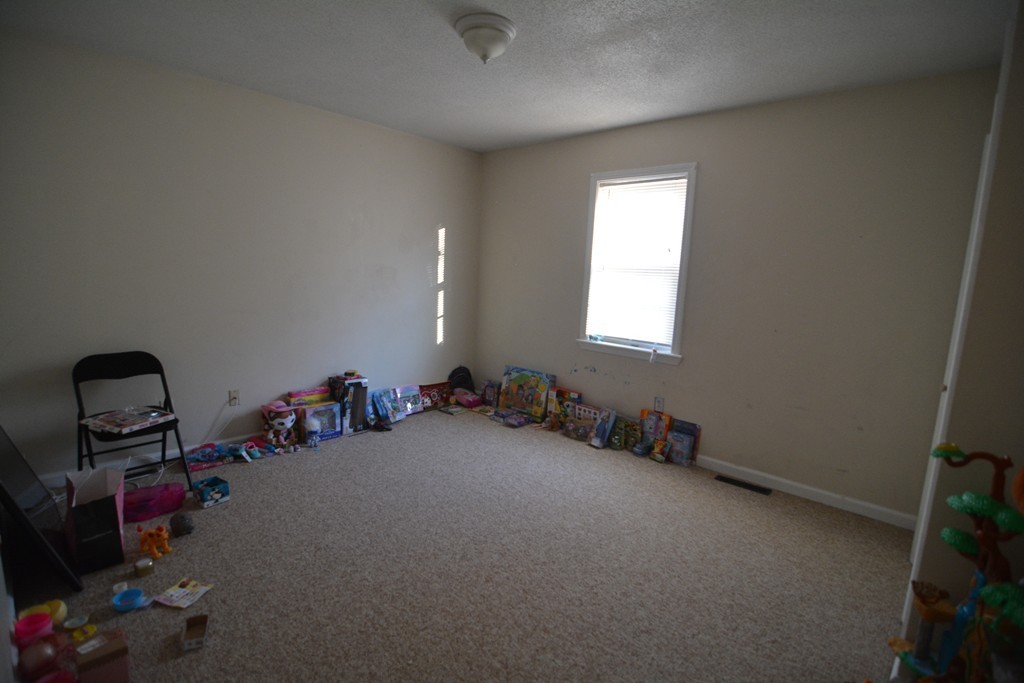 36 Orchard Street Springfield, MA 01107 - Photo 8 of 16 Gallery Image 8