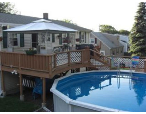 12 Ravenwood Road Peabody, MA 01960 - Photo 17 of 19 Gallery Image 17