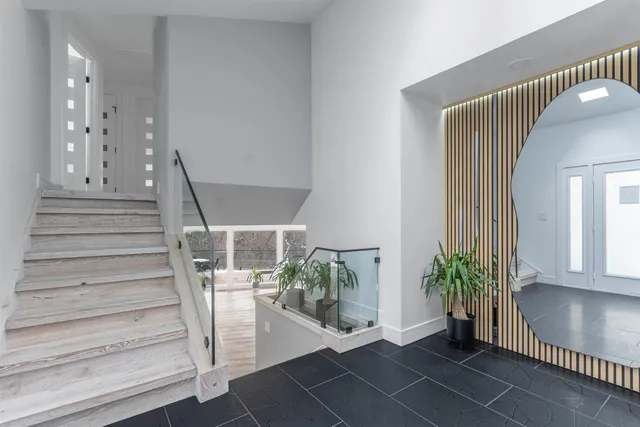 $949,900 | 2200 Willow Lane, Rockford, IL 61107