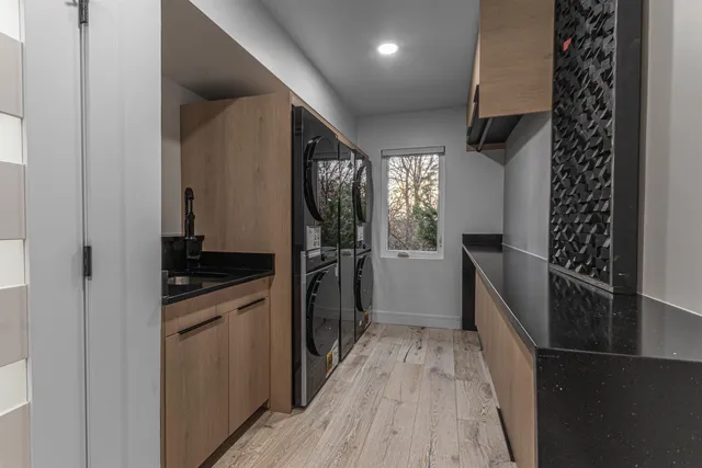 $949,900 | 2200 Willow Lane, Rockford, IL 61107