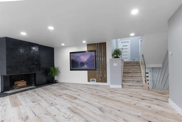 $949,900 | 2200 Willow Lane, Rockford, IL 61107