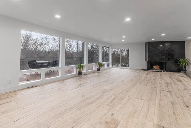 $949,900 | 2200 Willow Lane, Rockford, IL 61107