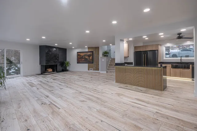 $949,900 | 2200 Willow Lane, Rockford, IL 61107