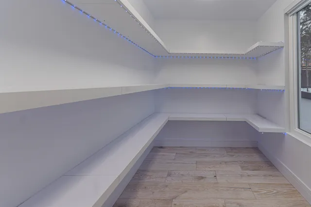 $949,900 | 2200 Willow Lane, Rockford, IL 61107