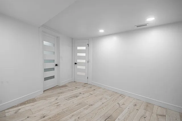 $949,900 | 2200 Willow Lane, Rockford, IL 61107