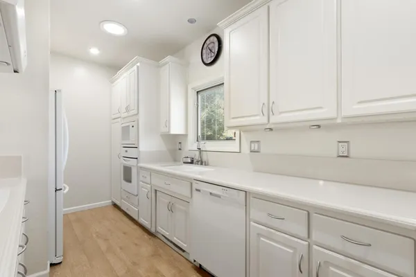 $460,000 | 5902 Oak Avenue, Carmichael, CA 95608