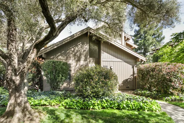 $460,000 | 5902 Oak Avenue, Carmichael, CA 95608