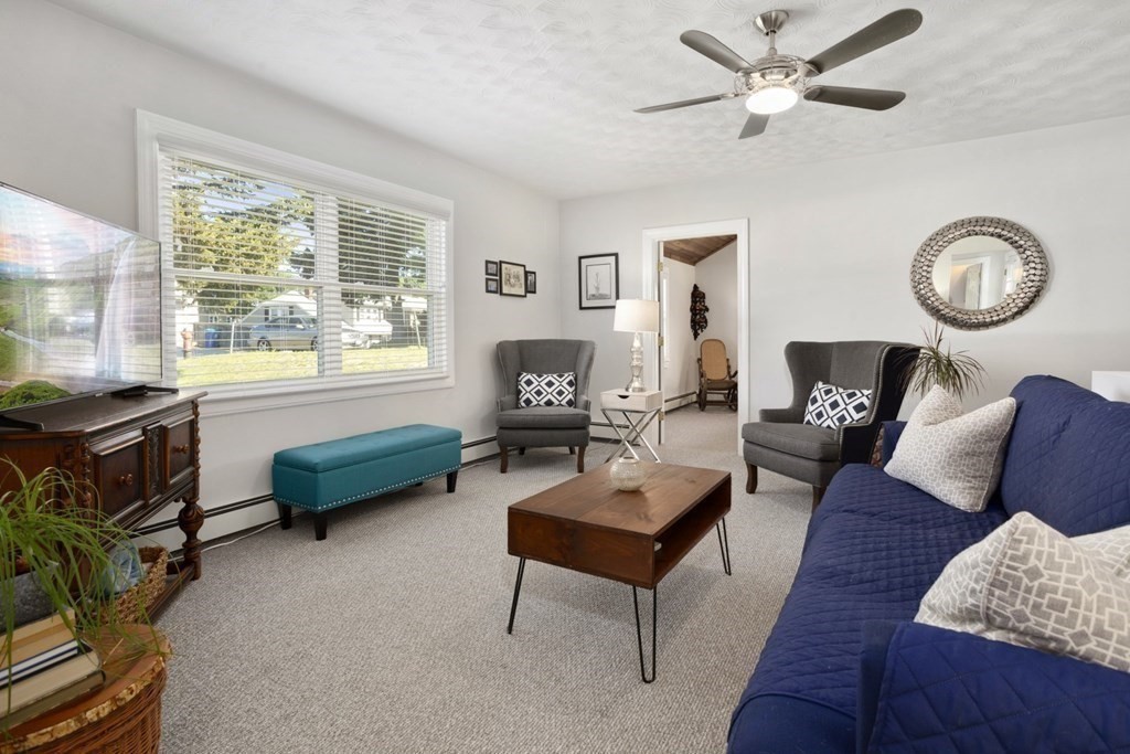 14 Spring Avenue, Unit B Wakefield, MA 01880 - Photo 10 of 37 Gallery Image 10