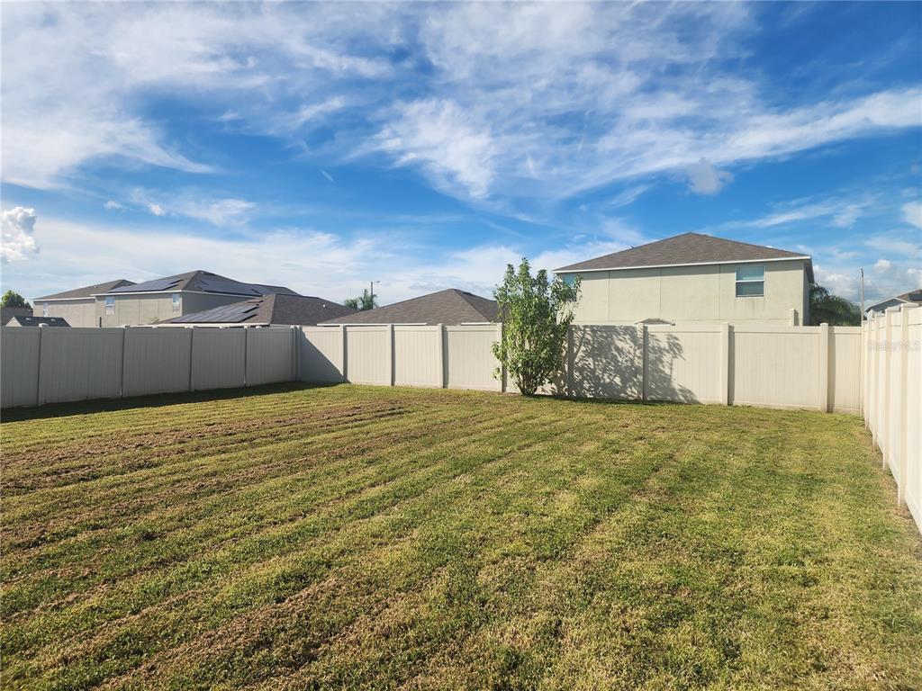 2019 Broad Winged Hawk Drive Ruskin, FL 33570 - Photo 2 of 2