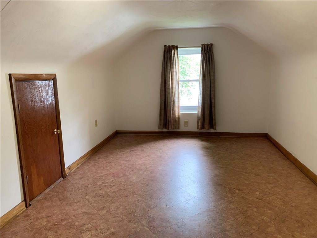 678 North Liberty Road Grove City, PA 16127 - Photo 20 of 25 Gallery Image 20