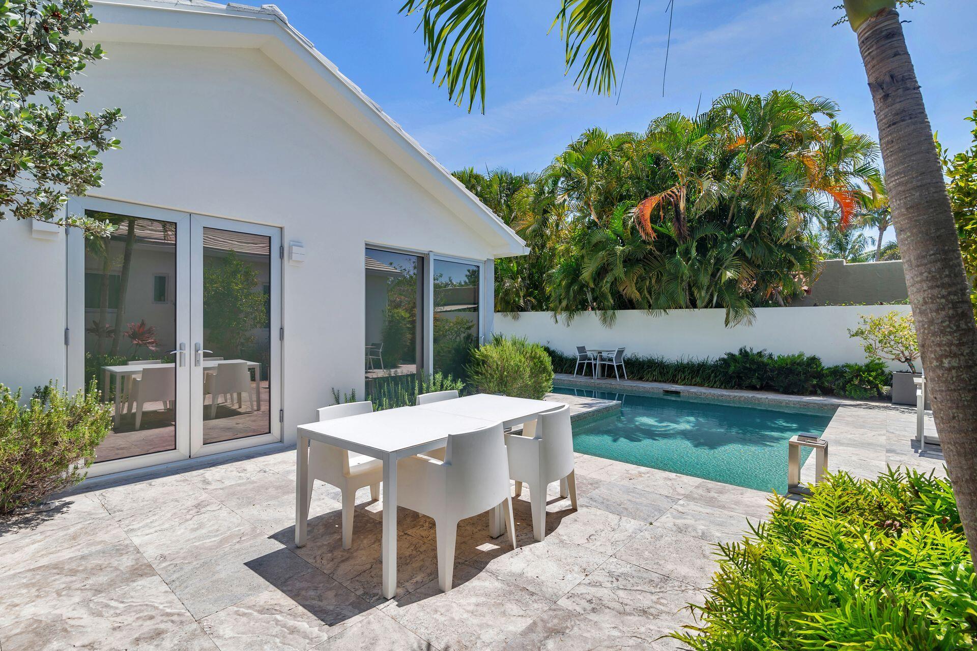 711 Ardmore Road West Palm Beach, FL 33401 - Photo 18 of 36 Cottage