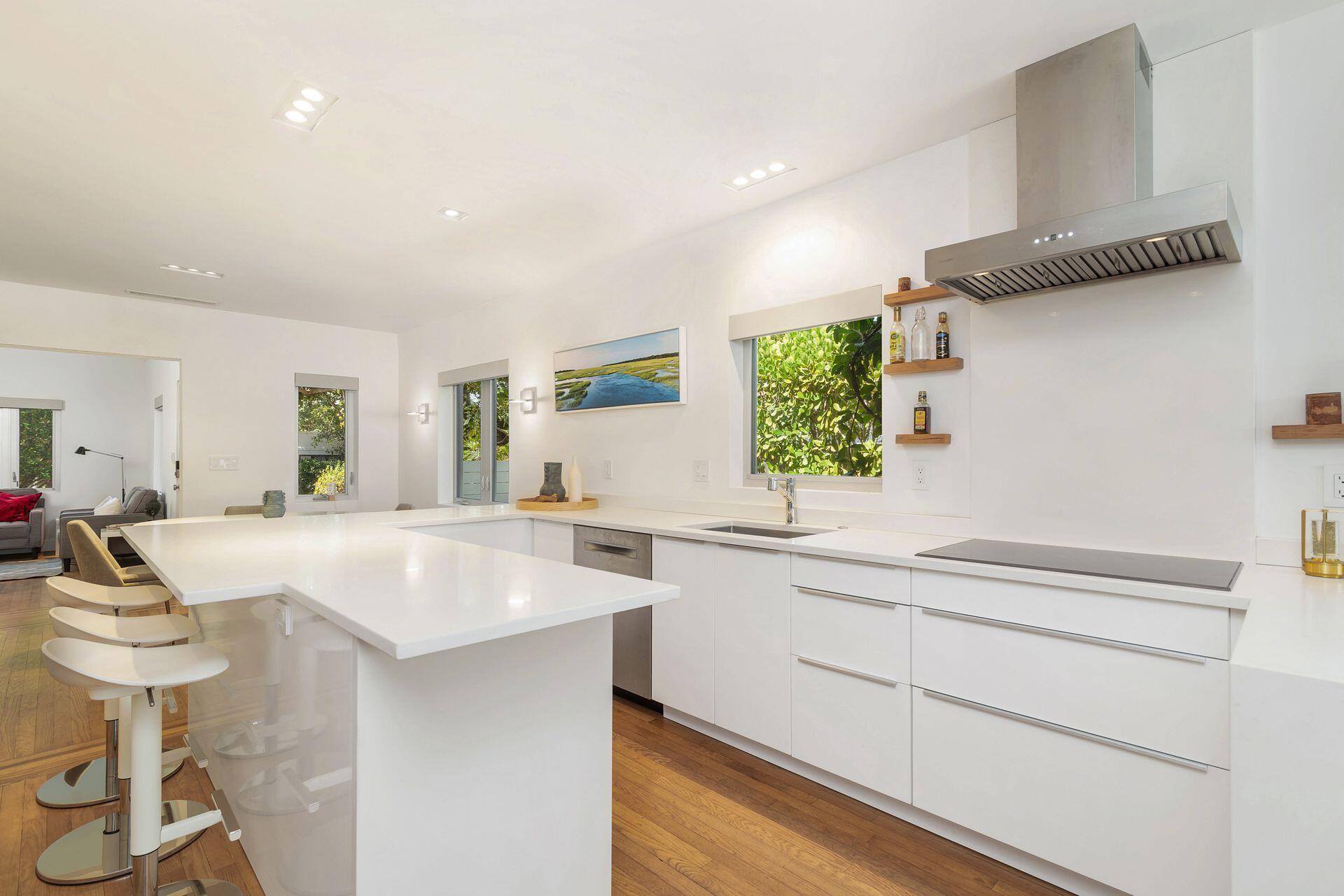 711 Ardmore Road West Palm Beach, FL 33401 - Photo 9 of 36 Kitchen