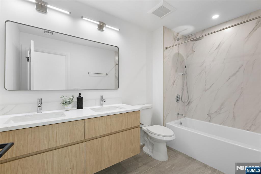 36 Hampshire Hill Road Upper Saddle River, NJ 07458 - Photo 18 of 26