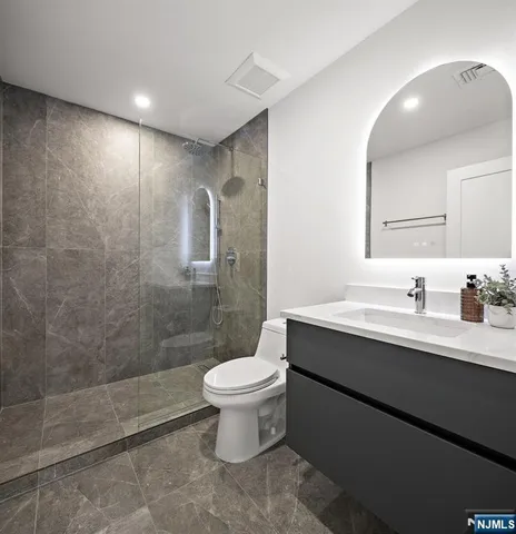 $2,949,000 | 36 Hampshire Hill Road, Upper Saddle River, NJ 07458