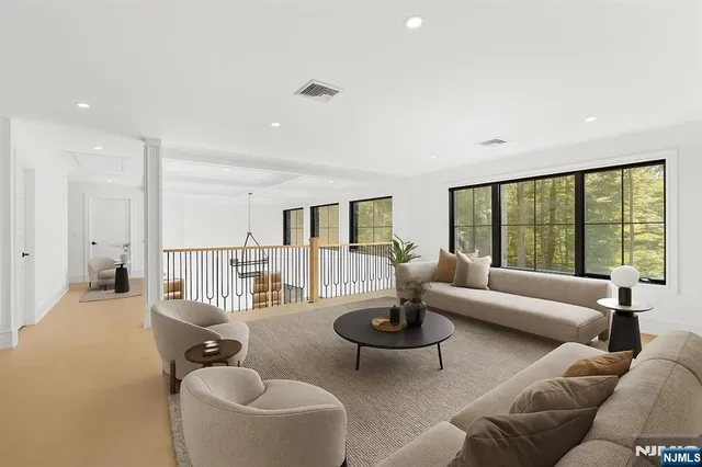 $2,949,000 | 36 Hampshire Hill Road, Upper Saddle River, NJ 07458