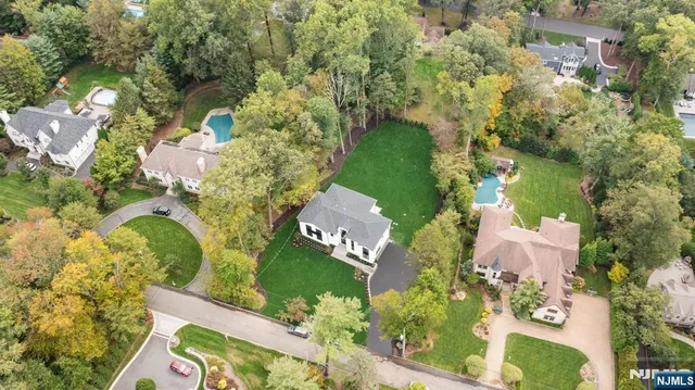 $2,949,000 | 36 Hampshire Hill Road, Upper Saddle River, NJ 07458