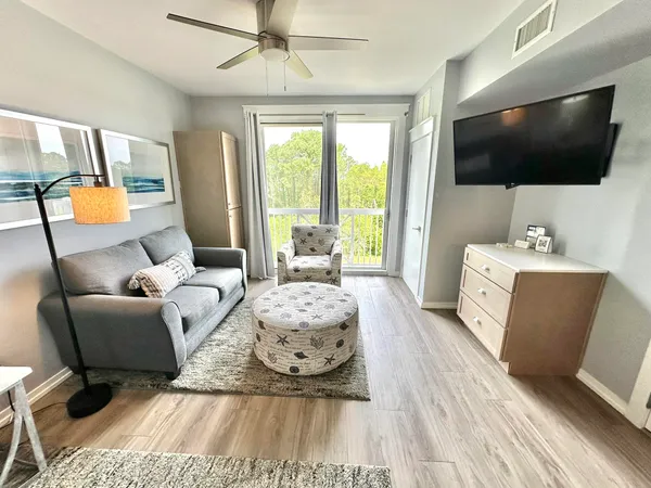 $440,000 | 9800 Grand Sandestin Boulevard, Unit 5310/5312, Miramar Beach, FL 32550
