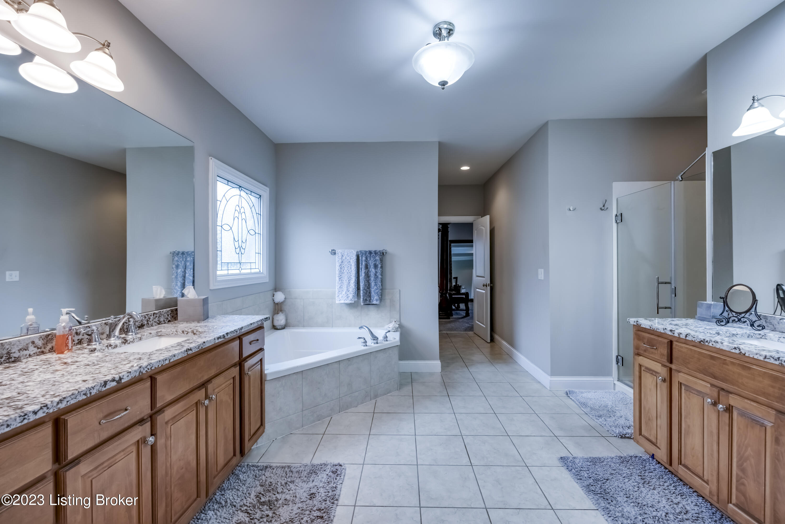 13508 Ridgemoor Drive Prospect, KY 40059 - Photo 21 of 47 Ensuite Bathroom