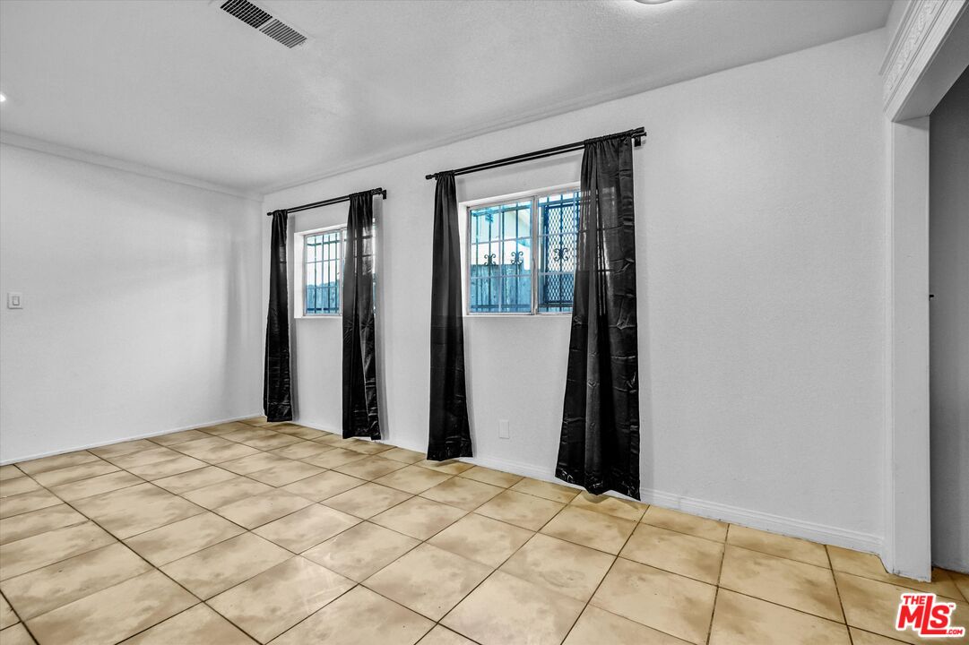 13110 Pinney Street Pacoima, CA 91331 - Photo 8 of 16