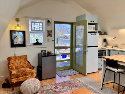 $1,600 | 2102 Travis Heights Boulevard, Unit C, Austin, TX 78704