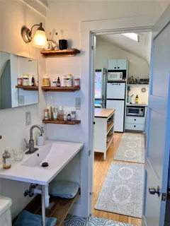 $1,600 | 2102 Travis Heights Boulevard, Unit C, Austin, TX 78704