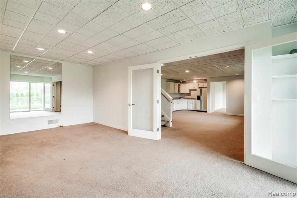 2870 West Hickory Grove Road Bloomfield Hills, MI 48302 - Photo 22 of 31