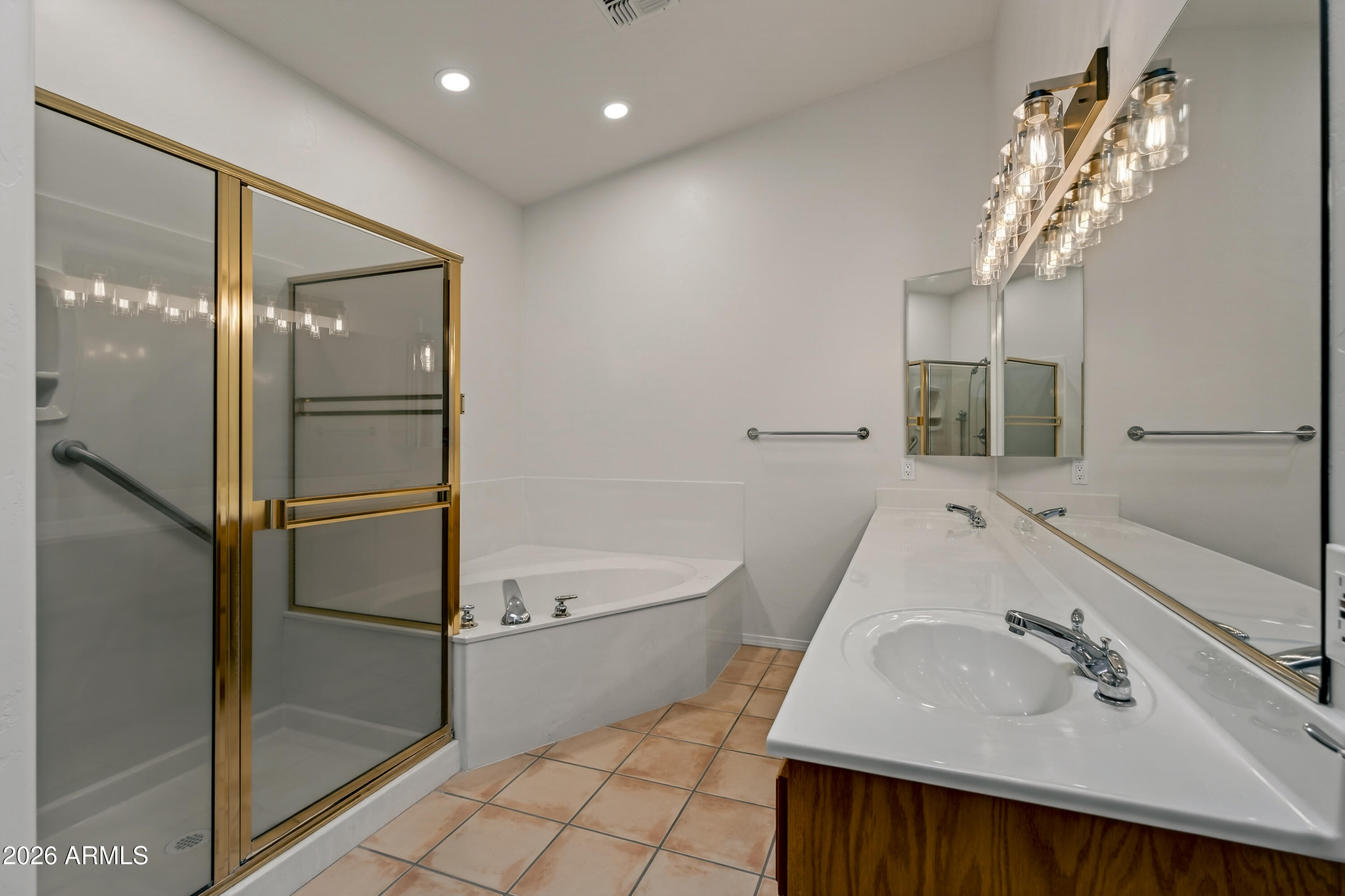 170 Fox Trail Loop Sedona, AZ 86351 - Photo 16 of 35 170 Fox Trail Loop Sedona AZ-19