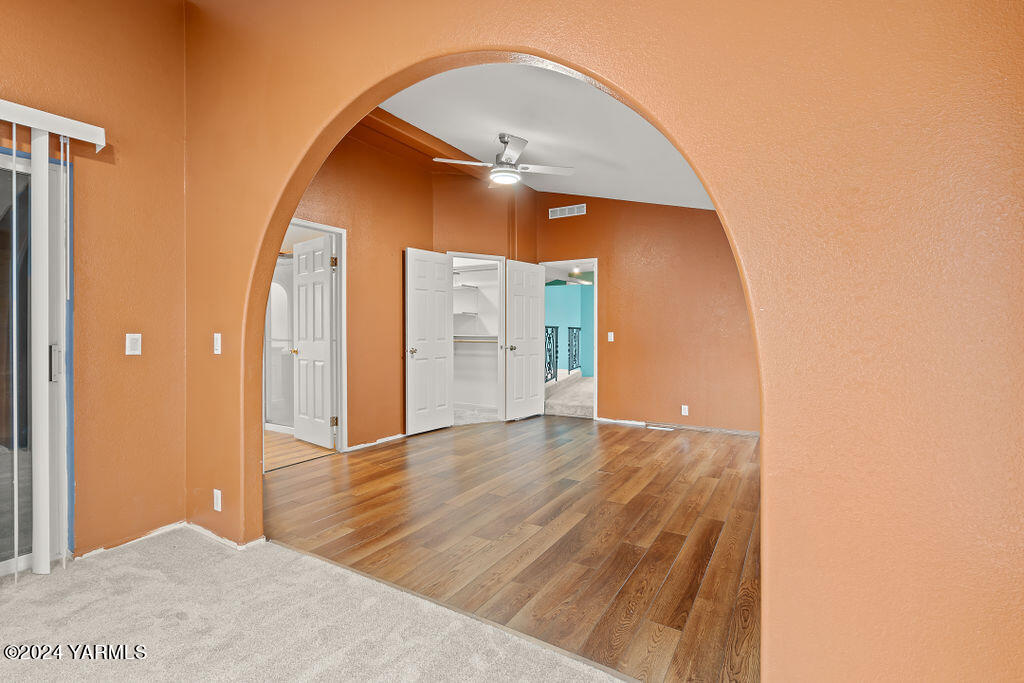 4111 Bell Road Yakima, WA 98901 - Photo 17 of 33 a view of a big room with closet and windows